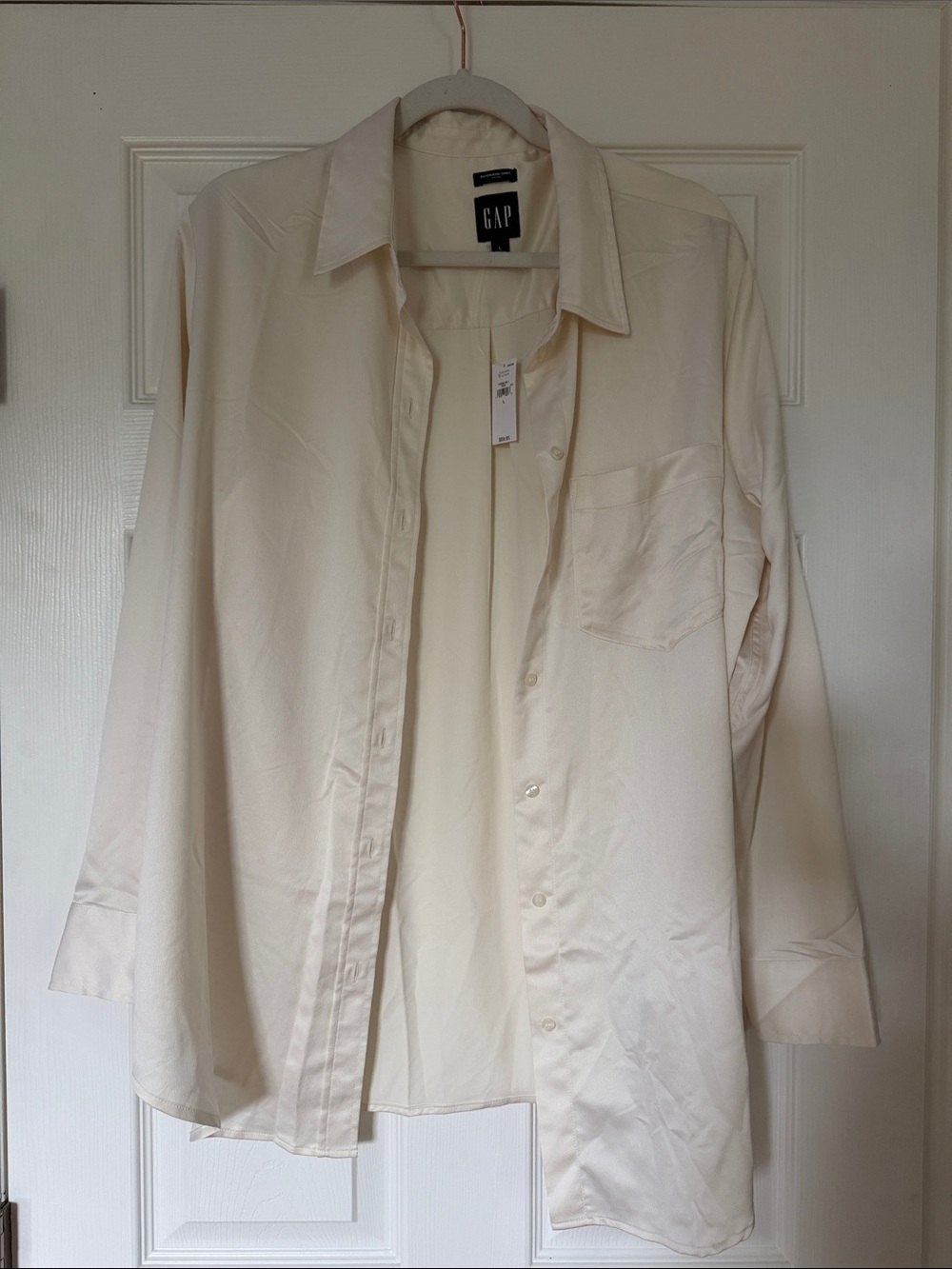 GAP Womens Cream Button-Up Shirt NWT